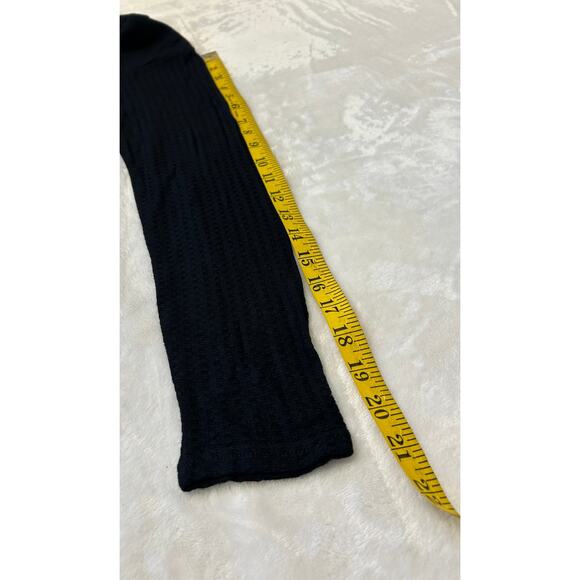 Chaser Off The Shoulder Sweater Women's Size M Black Long Sleeve V Neck NWT - Picture 5 of 7